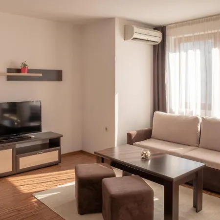 Mycity Aparthotel 2*