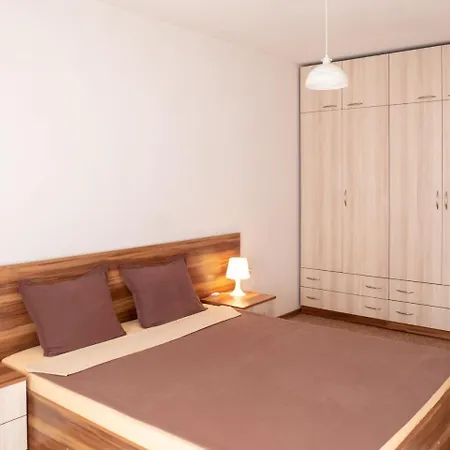 Mycity Aparthotel 2*