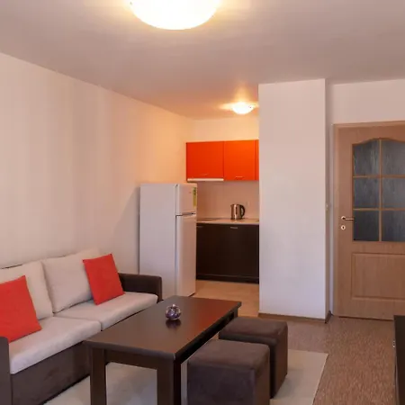 Mycity Aparthotel 2*