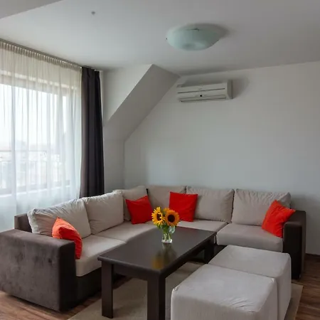 Aparthotel Mycity 2*