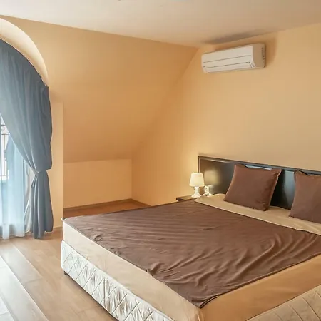 Aparthotel Mycity 2*