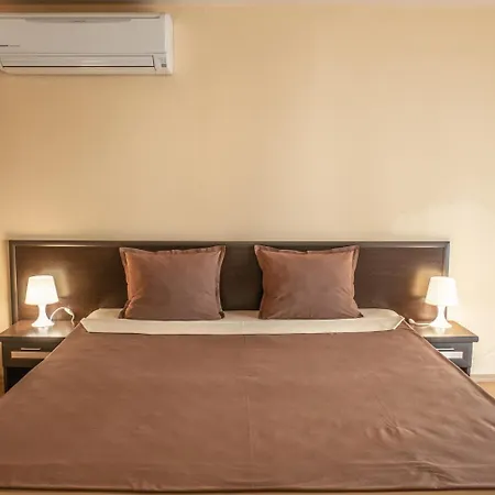 Mycity Aparthotel 2*