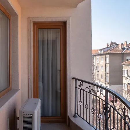 Mycity Aparthotel 2*